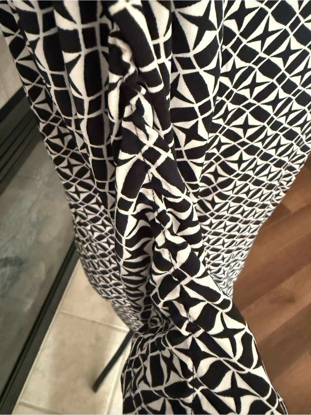 Style & Co Work Blouse Rushed Sleeves Crossed V Neck Size XLarge Black/White - Picture 3 of 5